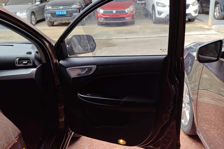 Used FAW Junpai D60 2016 1.5L Manual Standard Edition Right Front Door Interior