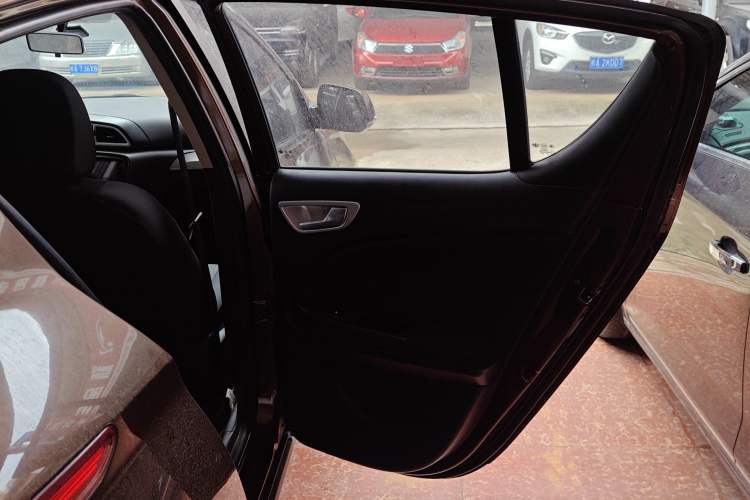 Used FAW Junpai D60 2016 1.5L Manual Standard Edition Right Rear Door Interior