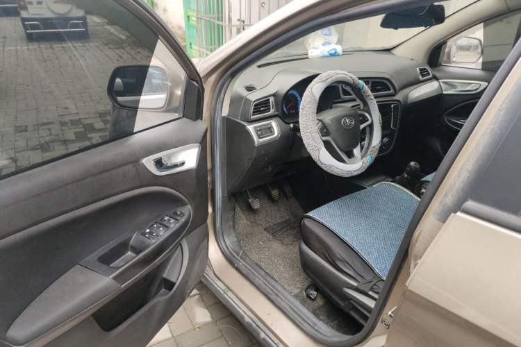 Used FAW Junpai D60 2016 1.5L Manual Standard Edition Driver Seat
