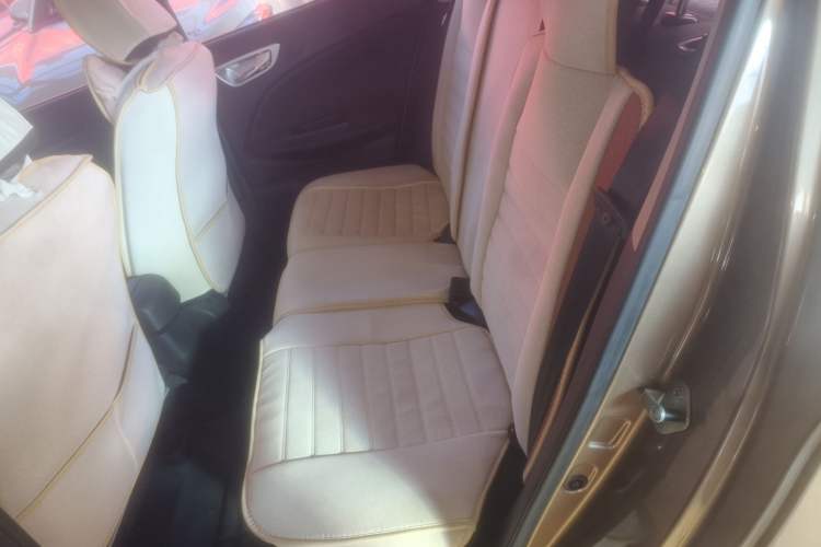 Used FAW Junpai D60 2016 1.5L Manual Standard Edition Left Rear Seat