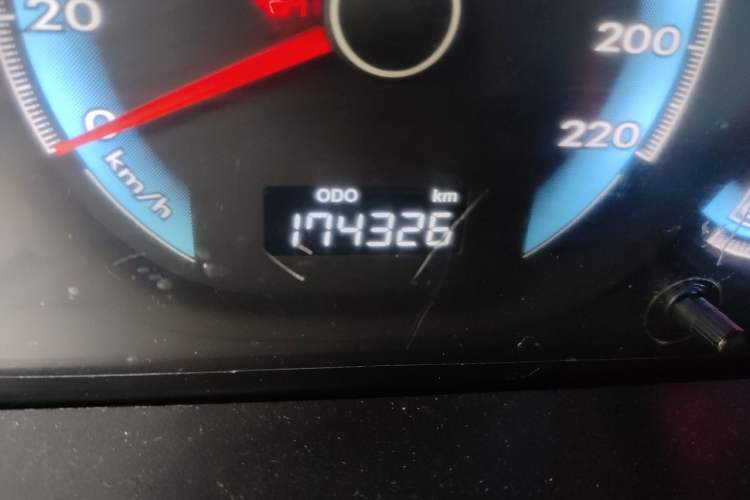 Used FAW Junpai D60 2016 1.5L Manual Standard Edition Odometer Close Up