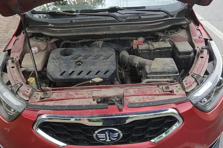 Used FAW Junpai D60 2016 1.5L Manual Luxury Version Engine Bay