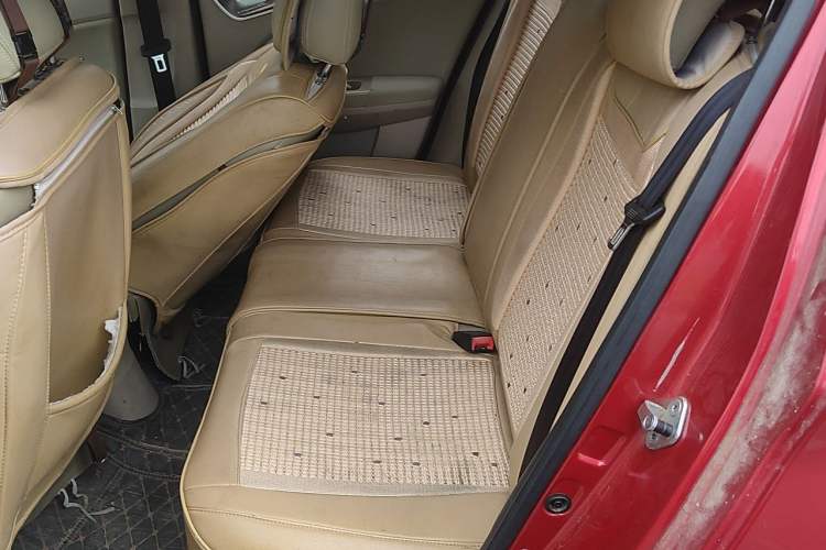 Used FAW Junpai D60 2016 1.5L Manual Luxury Version Left Rear Seat