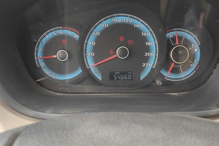 Used FAW Junpai D60 2016 1.5L Manual Luxury Version Odometer Close Up
