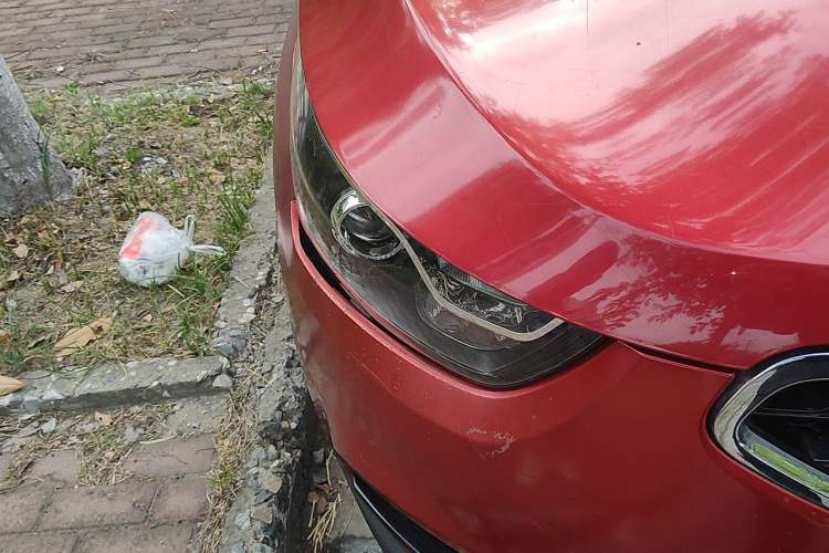 Used FAW Junpai D60 2016 1.5L Manual Luxury Version Right Front Headlight
