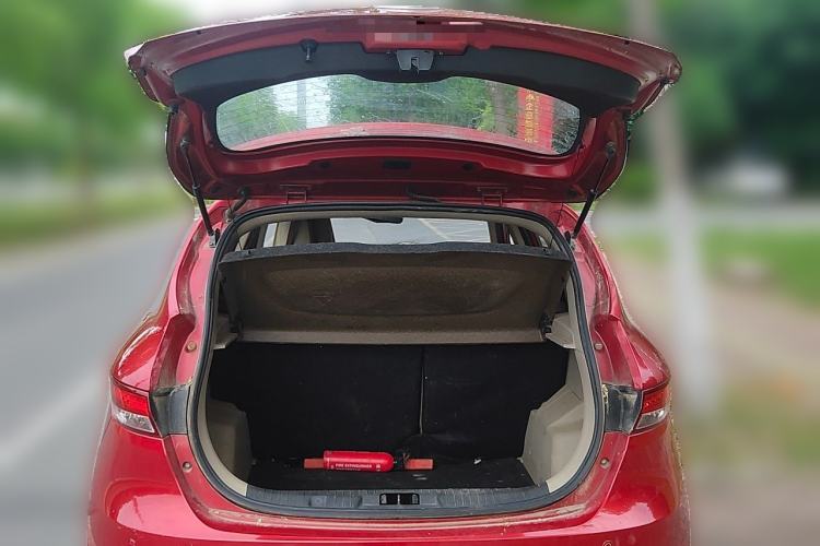 Used FAW Junpai D60 2016 1.5L Manual Luxury Version Trunk
