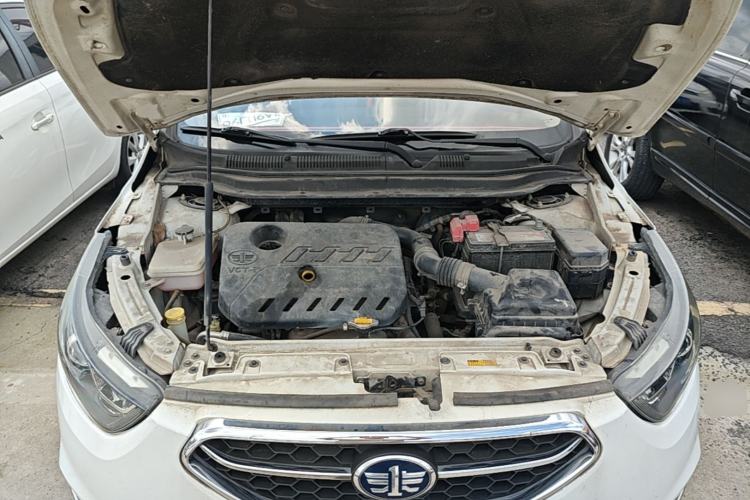 Used FAW Junpai D60 2016 1.5L Manual Standard Edition Engine Bay