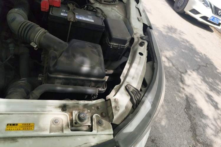 Used FAW Junpai D60 2016 1.5L Manual Luxury Model Engine Bay Left