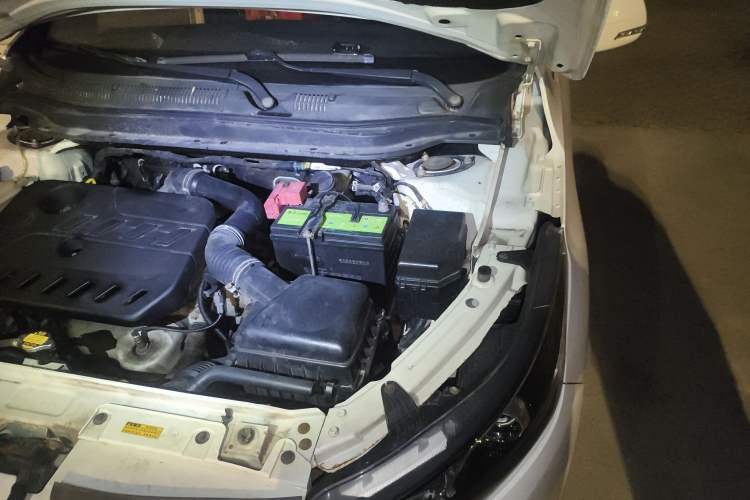 Used FAW Junpai D60 2016 1.5L Manual Comfort Model Engine Bay Left