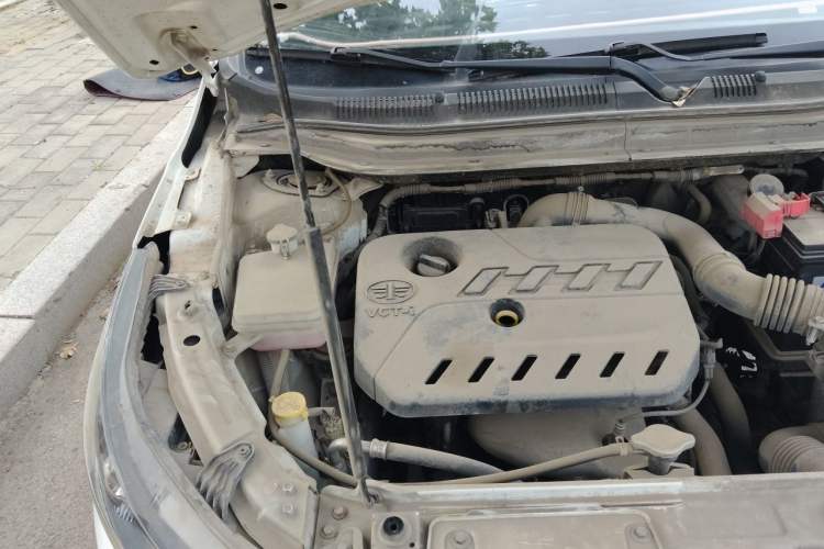 Used FAW Junpai D60 2016 1.5L Manual Standard Edition Engine Bay Right