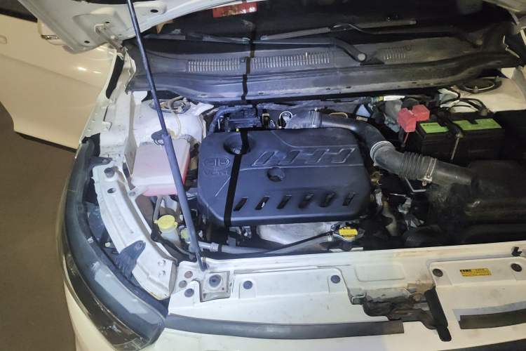 Used FAW Junpai D60 2016 1.5L Manual Comfort Model Engine Bay Right