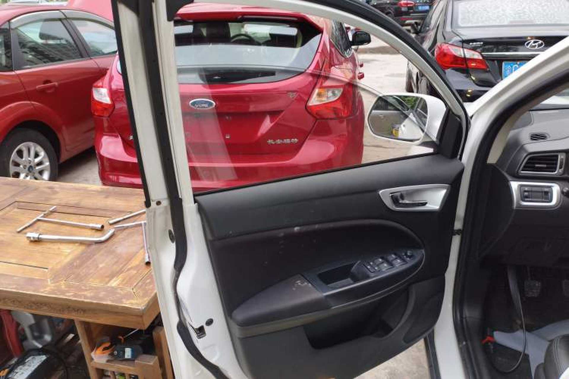 Used FAW Junpai D60 2016 1.5L Manual Standard Edition Left Front Door Interior