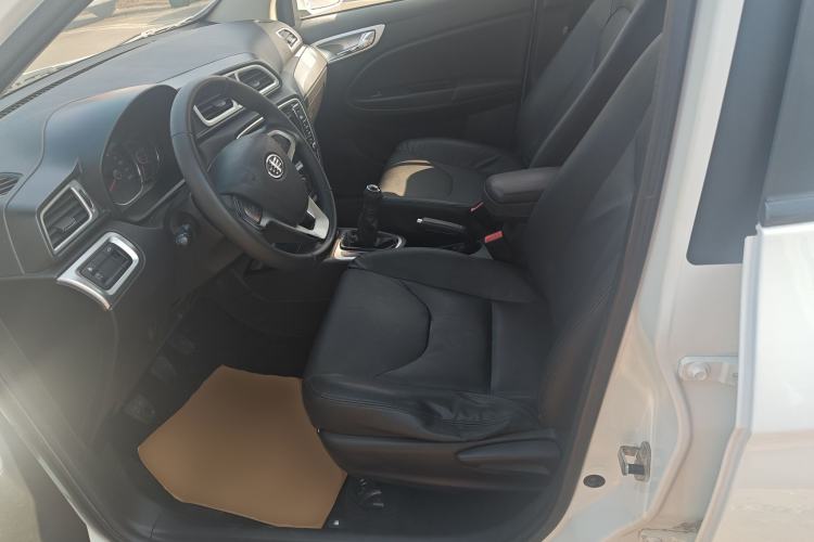 Used FAW Junpai D60 2016 1.5L Manual Comfort Model Left Front Seat