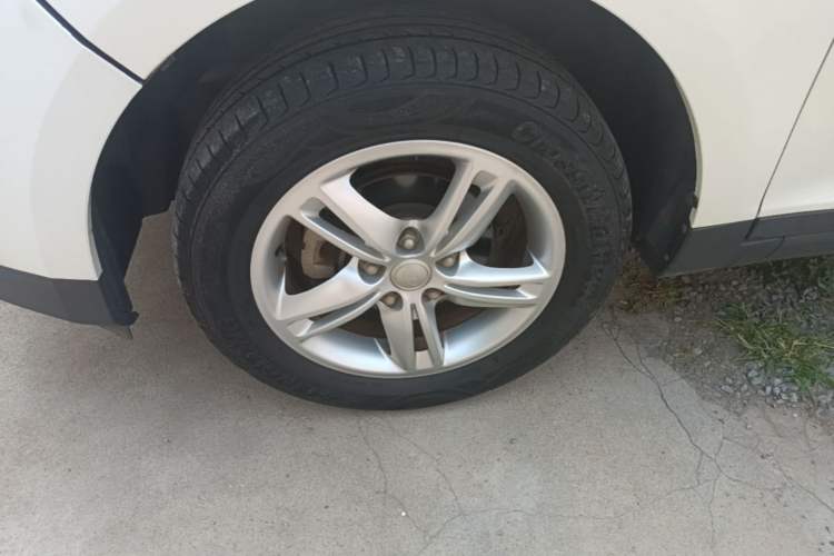 Used FAW Junpai D60 2016 1.5L Manual Standard Edition Left Front Wheel Hub