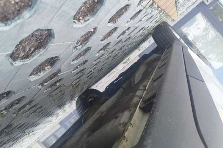 Used FAW Junpai D60 2016 1.5L Manual Luxury Model Left Side Sill