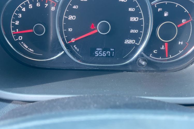 Used FAW Junpai D60 2016 1.5L Manual Comfort Model Odometer Close Up