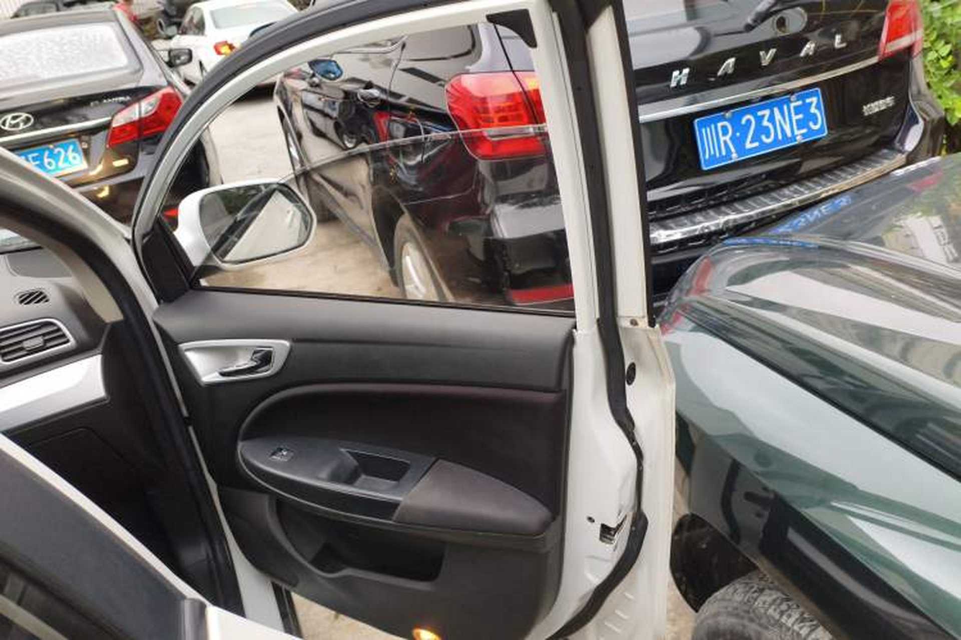Used FAW Junpai D60 2016 1.5L Manual Standard Edition Right Front Door Interior