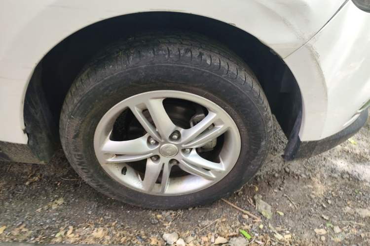 Used FAW Junpai D60 2016 1.5L Manual Luxury Model Right Front Wheel Hub