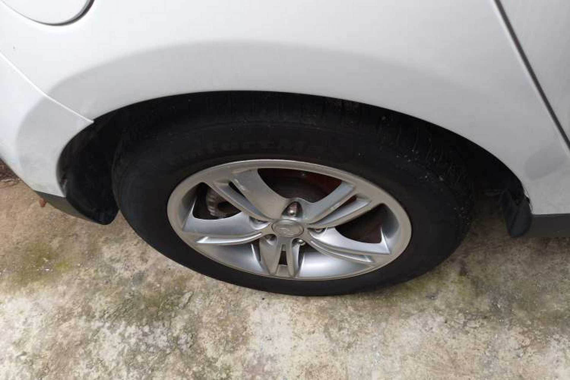 Used FAW Junpai D60 2016 1.5L Manual Standard Edition Right Rear Wheel Hub
