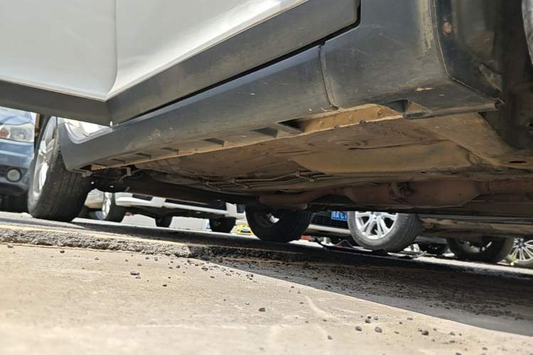Used FAW Junpai D60 2016 1.5L Manual Standard Edition Right Side Sill