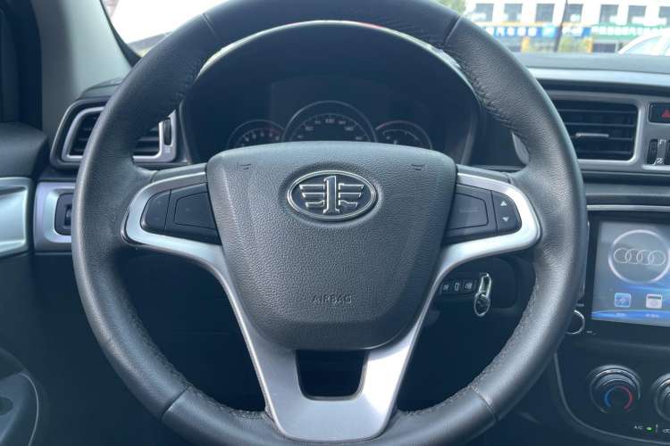 Used FAW Junpai D60 2016 1.5L Manual Comfort Model Steering Wheel