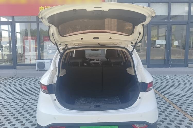 Used FAW Junpai D60 2016 1.5L Manual Luxury Model Trunk