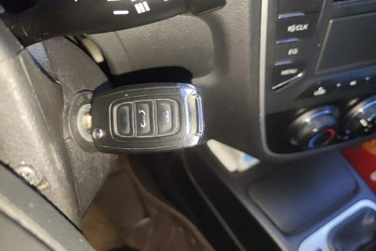 Used FAW Junpai D60 2016 1.5L Manual Comfort Model Vehicle Key