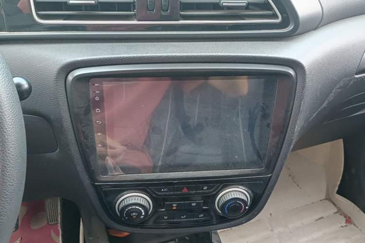 Used FAW Junpai D60 2017 1.5L Manual Entry-Level Model Audio And AC Panel