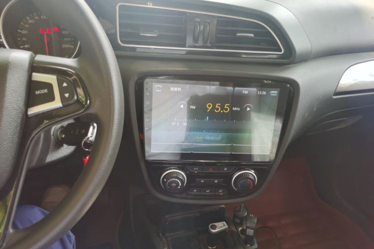 Used FAW Junpai D60 2017 1.5L Manual Entry-Level Model Audio And AC Panel