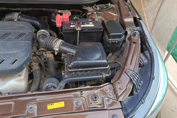Used FAW Junpai D60 2017 1.5L Manual Entry-Level Model Engine Bay Left
