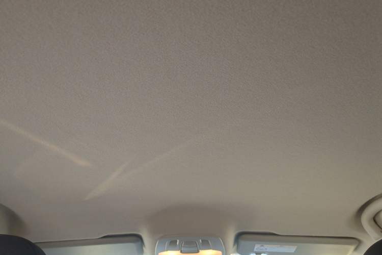 Used FAW Junpai D60 2017 1.5L Manual Entry-Level Model Headliner