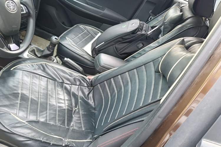 Used FAW Junpai D60 2017 1.5L Manual Entry-Level Model Left Front Seat