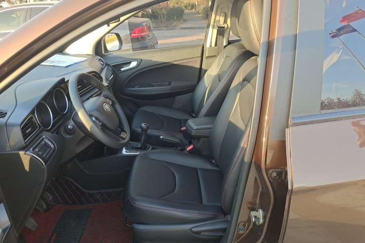Used FAW Junpai D60 2017 1.5L Manual Entry-Level Model Left Front Seat