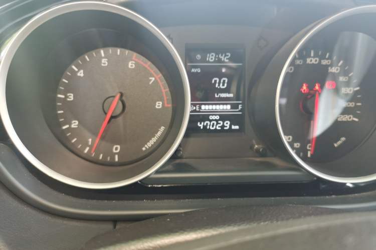 Used FAW Junpai D60 2017 1.5L Manual Entry-Level Model Odometer Close Up