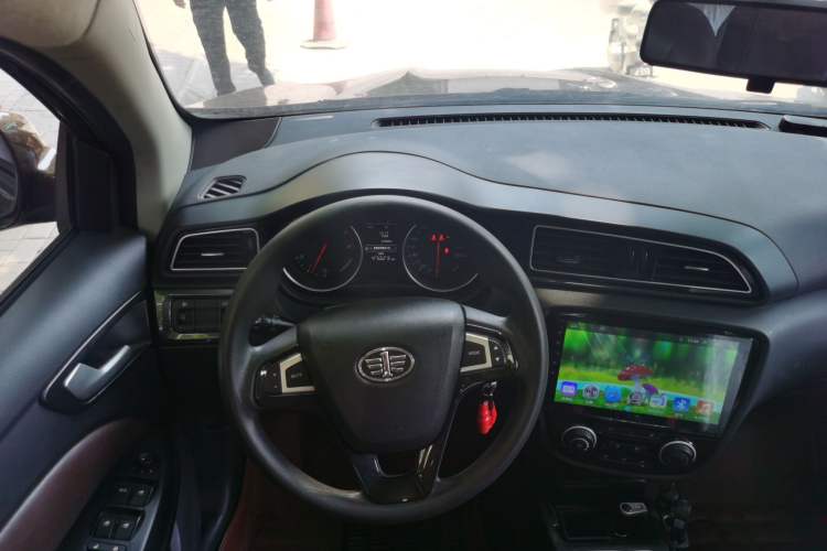 Used FAW Junpai D60 2017 1.5L Manual Entry-Level Model Steering Wheel