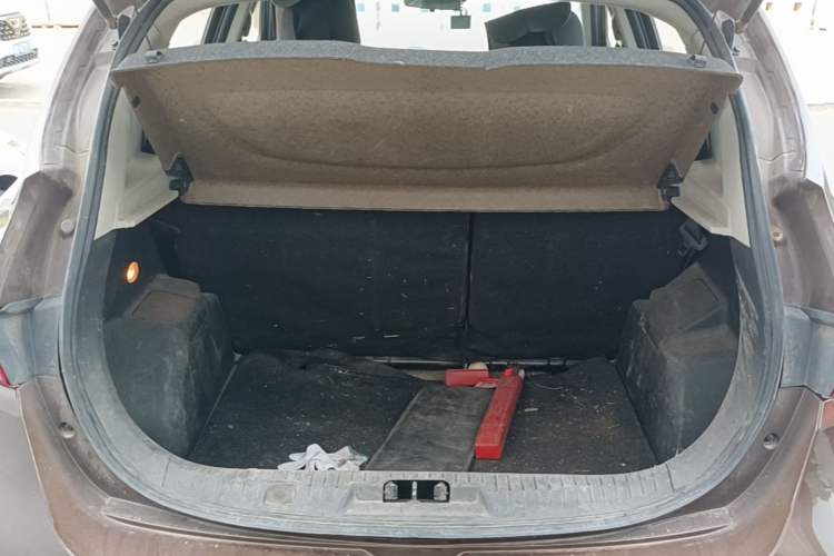 Used FAW Junpai D60 2017 1.5L Manual Entry-Level Model Trunk