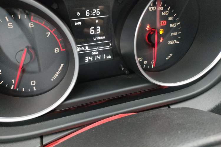 Used FAW Junpai D60 2017 1.5L Manual Luxury Version Odometer Close Up
