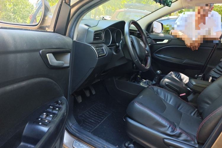 Used FAW Junpai D60 2017 1.5L Manual Luxury Version Driver Seat