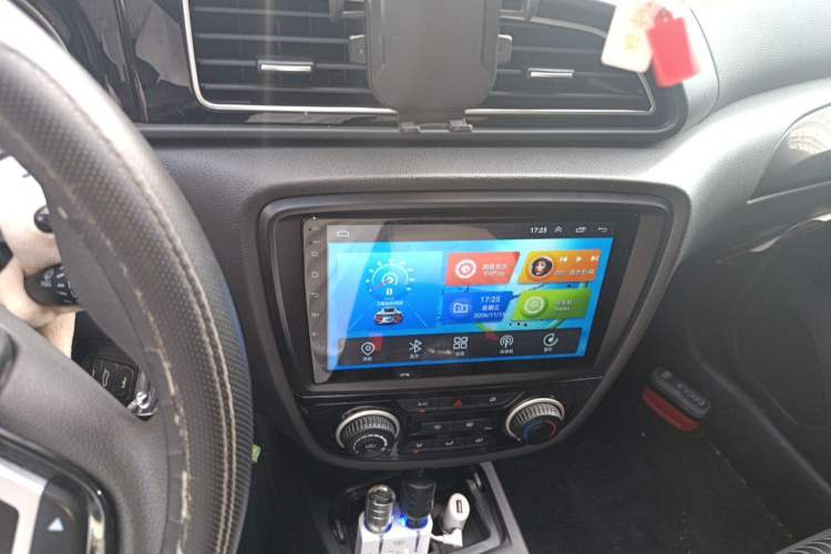 Used FAW Junpai D60 2017 1.5L Manual Standard Edition Audio And AC Panel
