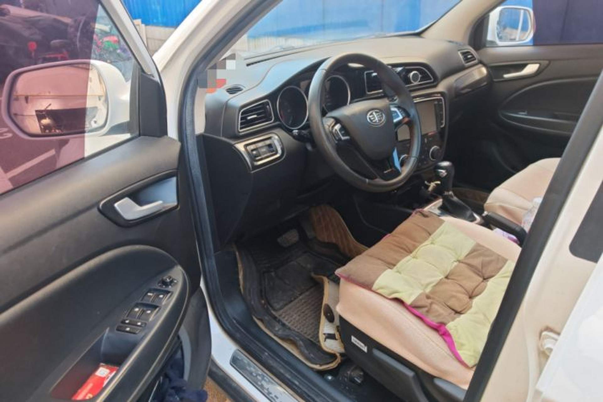 Used FAW Junpai D60 2017 1.8L Automatic Prestige Model Driver Seat