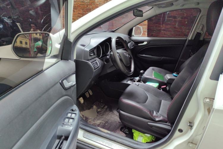 Used FAW Junpai D60 2017 1.5L Manual Luxury Version Driver Seat