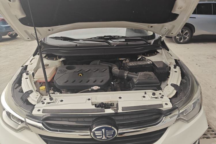 Used FAW Junpai D60 2017 1.5L Manual Luxury Version Engine Bay