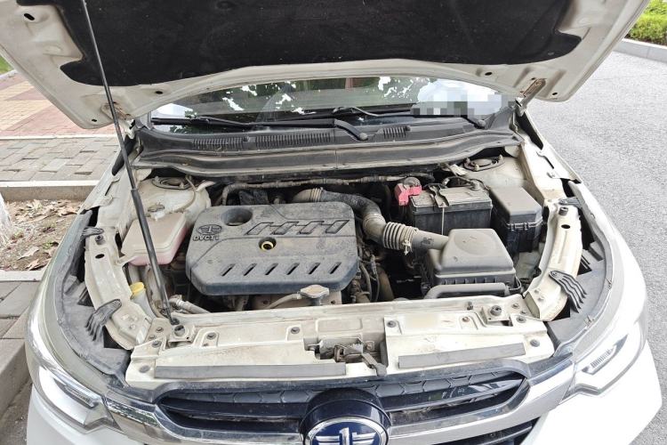 Used FAW Junpai D60 2017 1.5L Manual Luxury Version Engine Bay