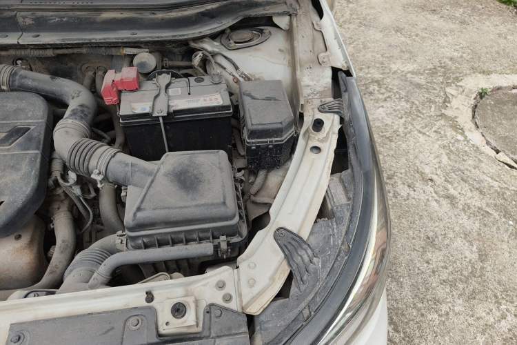 Used FAW Junpai D60 2017 1.5L Manual Entry-Level Model Engine Bay Left