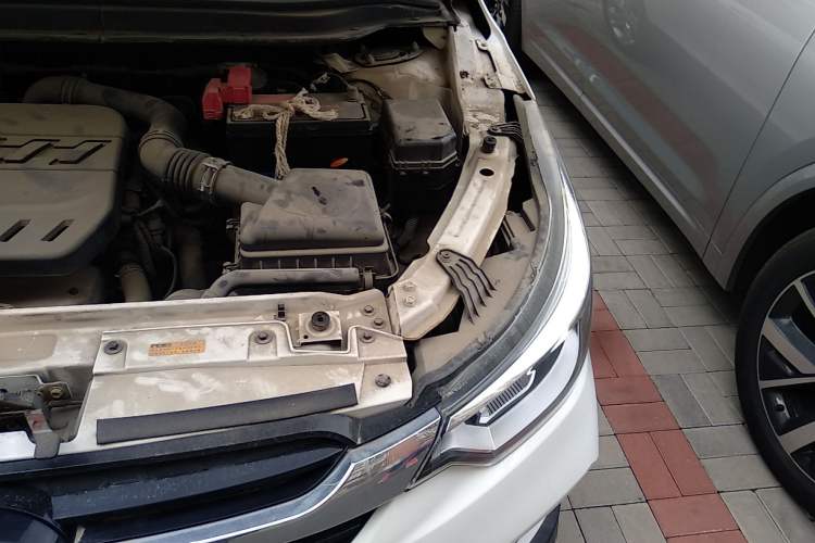 Used FAW Junpai D60 2017 1.5L Manual Standard Edition Engine Bay Left