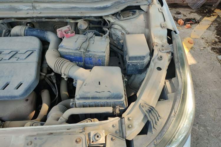 Used FAW Junpai D60 2017 1.5L Manual Entry-Level Model Engine Bay Left