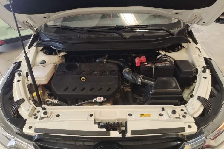 Used FAW Junpai D60 2017 1.5L Manual Entry-Level Model Engine Bay