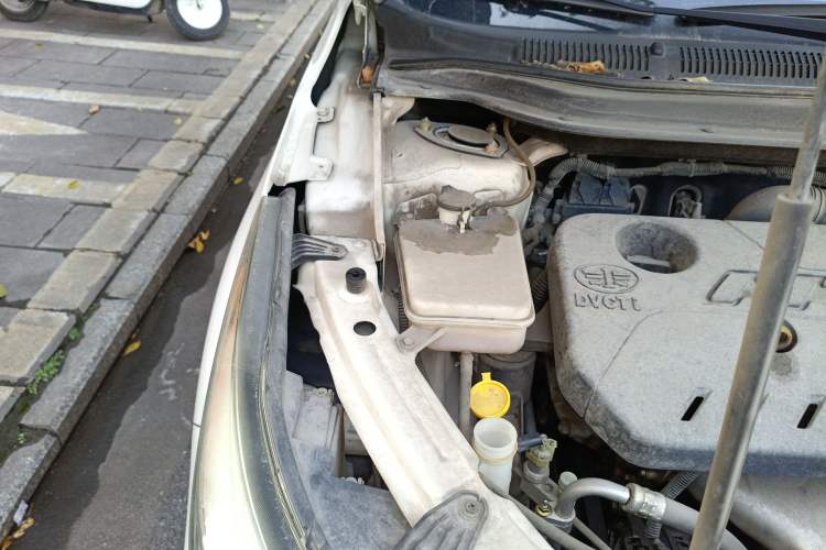 Used FAW Junpai D60 2017 1.5L Manual Standard Edition Engine Bay Right
