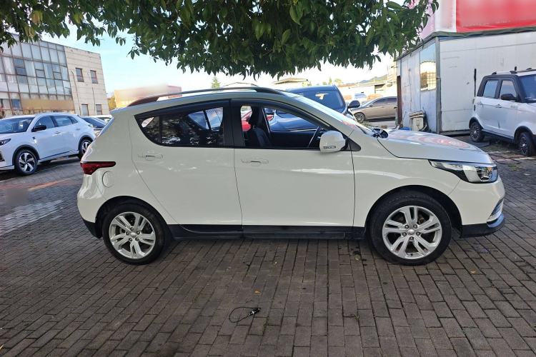 Used FAW Junpai D60 2017 1.5L Manual Entry-Level Model Exterior 2
