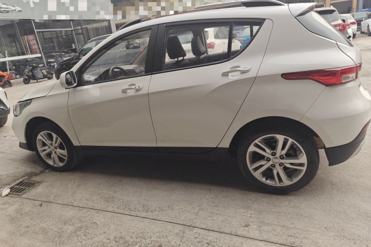 Used FAW Junpai D60 2017 1.5L Manual Luxury Version Exterior 3
